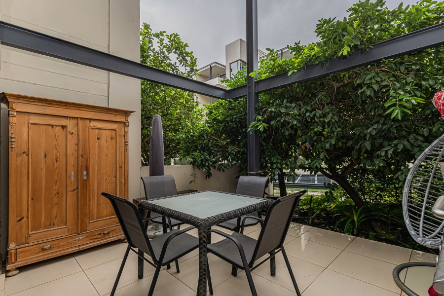 To Let 2 Bedroom Property for Rent in Gardens Western Cape